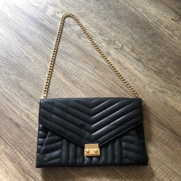 Express Handbags - NWOT Black Express Purse